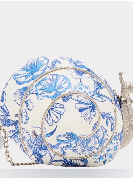 Betsey Johnson Handbags - 🐌BETSEY JOHNSON KITSCH SNAILED IT BLUE CROSSBODY BAG - NWT